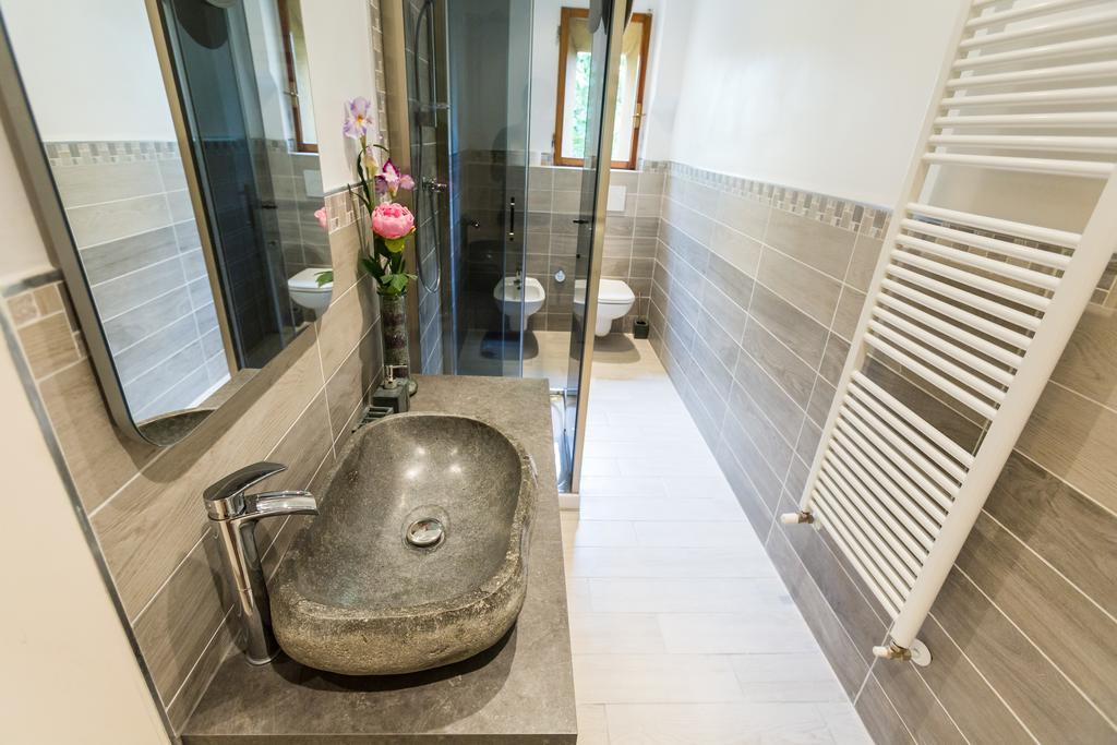 Bologna Butterfly Apartment Lippo Екстер'єр фото