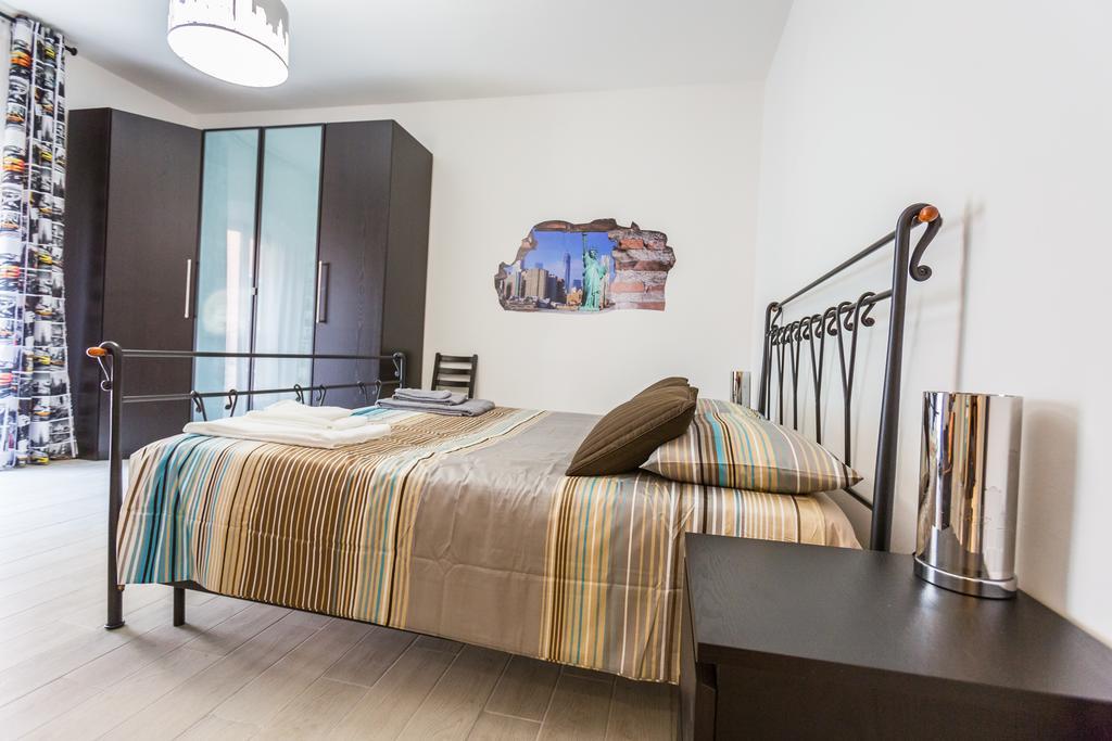 Bologna Butterfly Apartment Lippo Екстер'єр фото