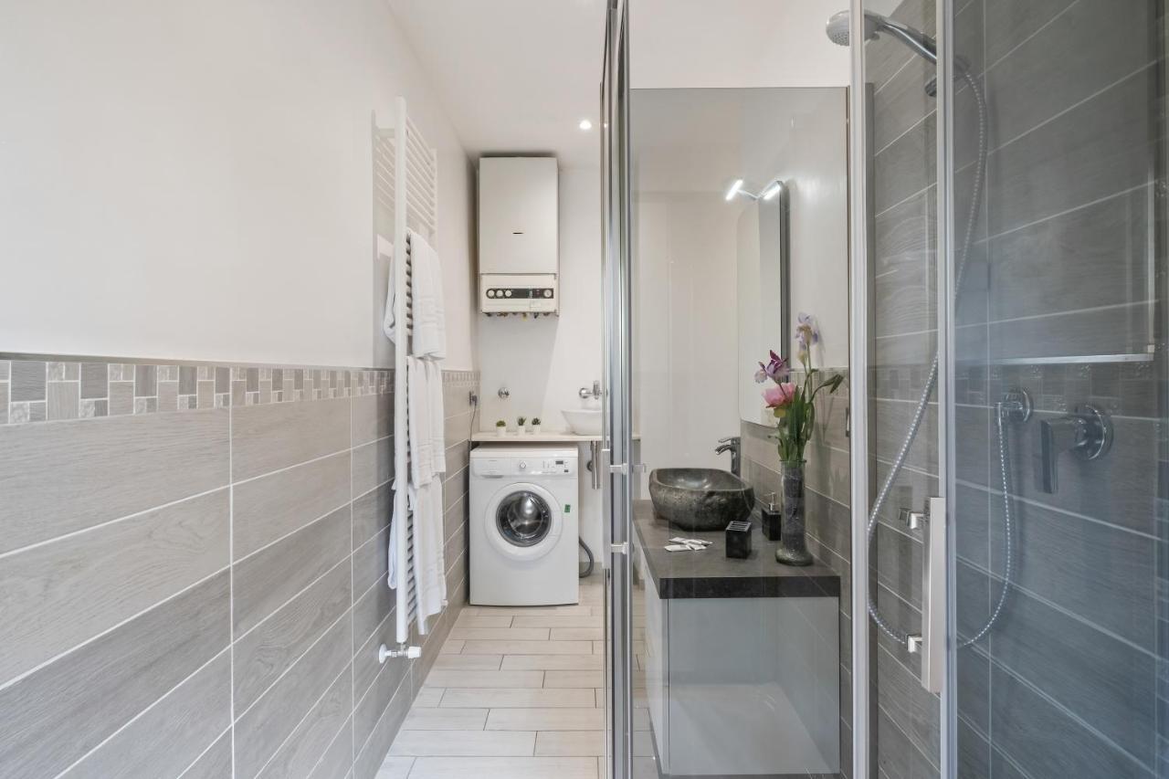 Bologna Butterfly Apartment Lippo Екстер'єр фото